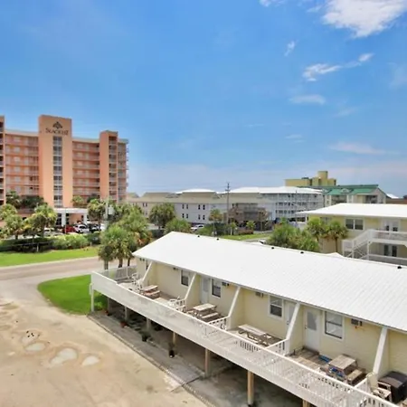 Beautiful Views And Just Steps To The Beach - #38 Sleeps 7
