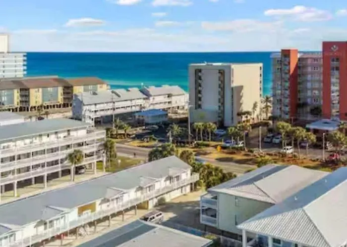Holiday home Beautiful Views And Just Steps To The - #38 Sleeps 7 Gulf Shores